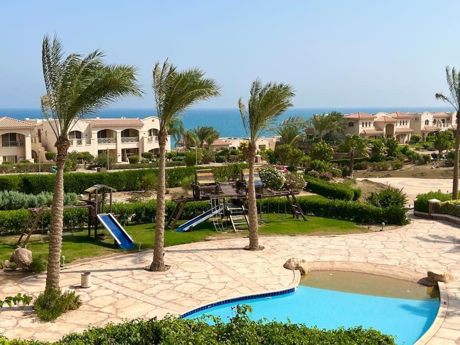 Villa Amazing Beachfront Townhouse Chalet Ain Sokhna Ain Suchna Exterior foto