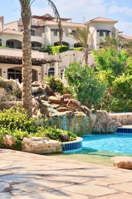 Villa Amazing Beachfront Townhouse Chalet Ain Sokhna Ain Suchna Exterior foto