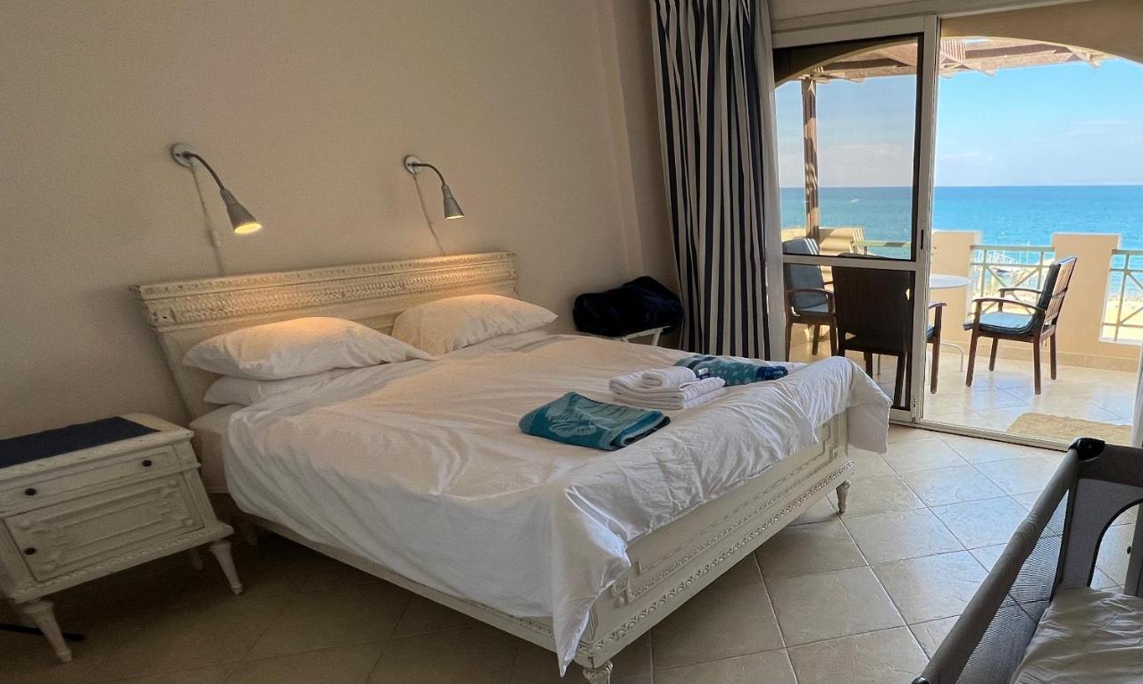 Villa Amazing Beachfront Townhouse Chalet Ain Sokhna Ain Suchna Exterior foto