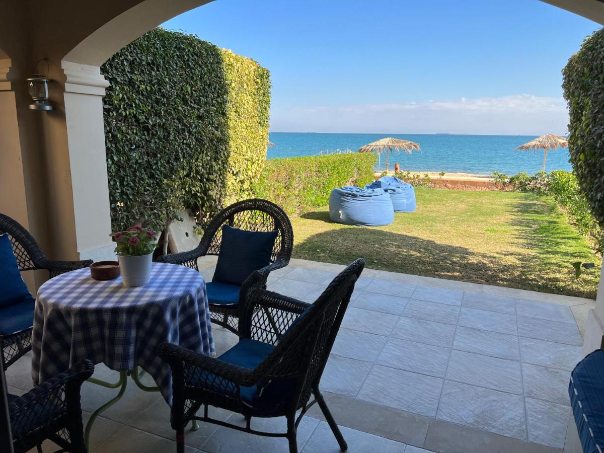 Villa Amazing Beachfront Townhouse Chalet Ain Sokhna Ain Suchna Exterior foto