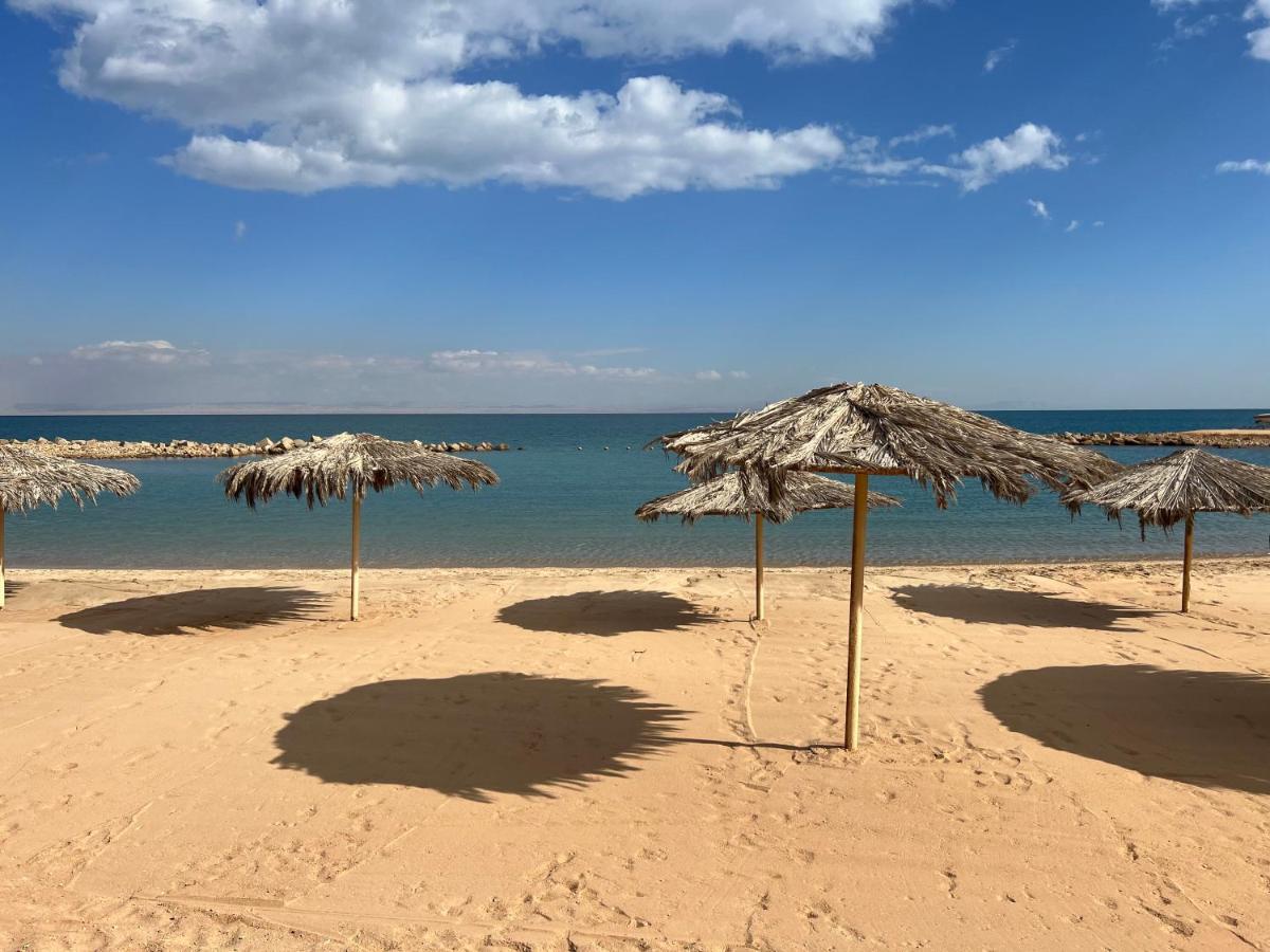 Villa Amazing Beachfront Townhouse Chalet Ain Sokhna Ain Suchna Exterior foto